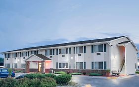 Super 8 By Wyndham Tomah Wisconsin